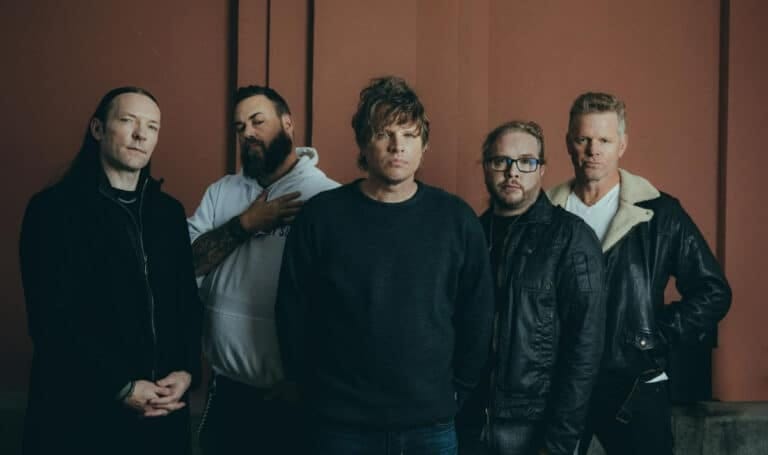 tAKiDA band members