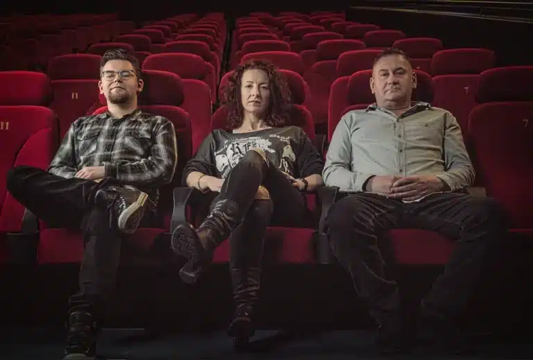 NEOCRACY Foto Kino