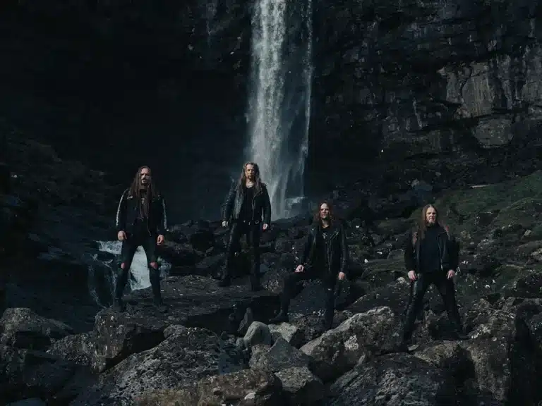 Tyr Band Members