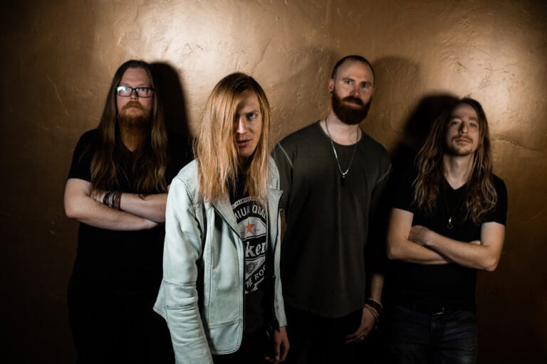 Advent Horizon band