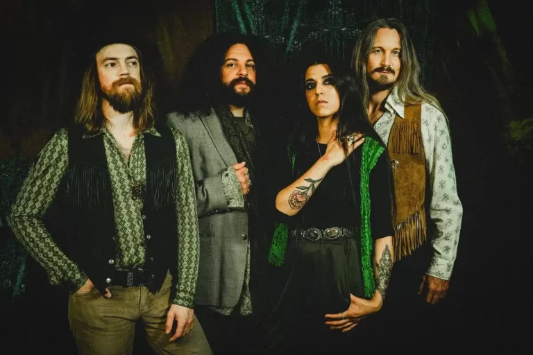 SIENA ROOT Band members