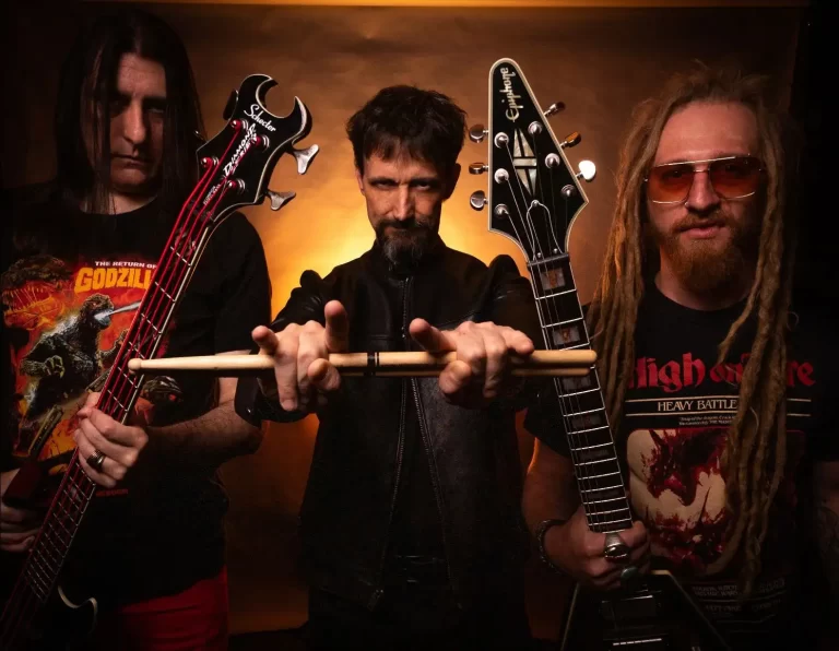 DESERTS OF MARS Band members