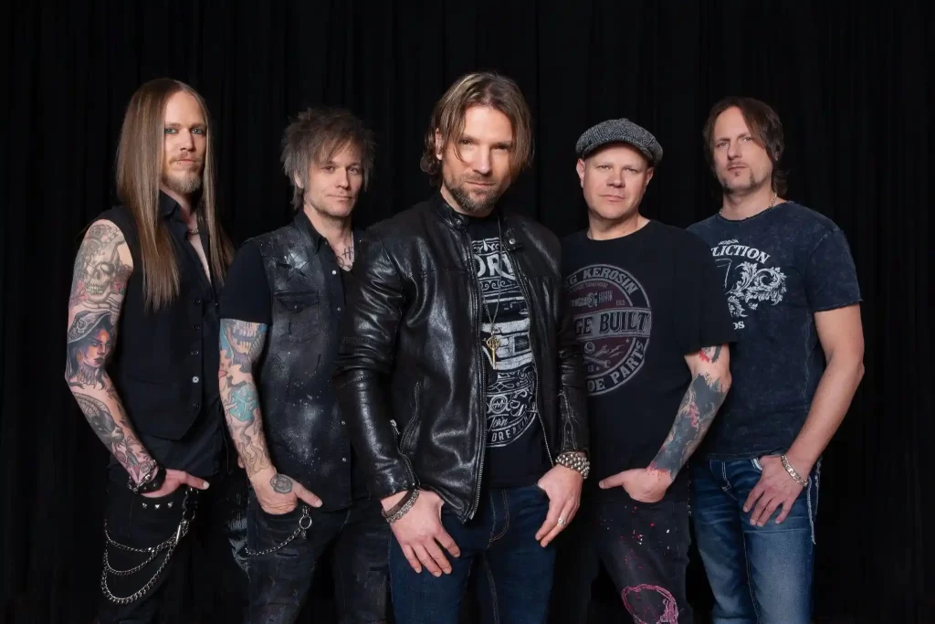 THE NEW ROSES Band Members