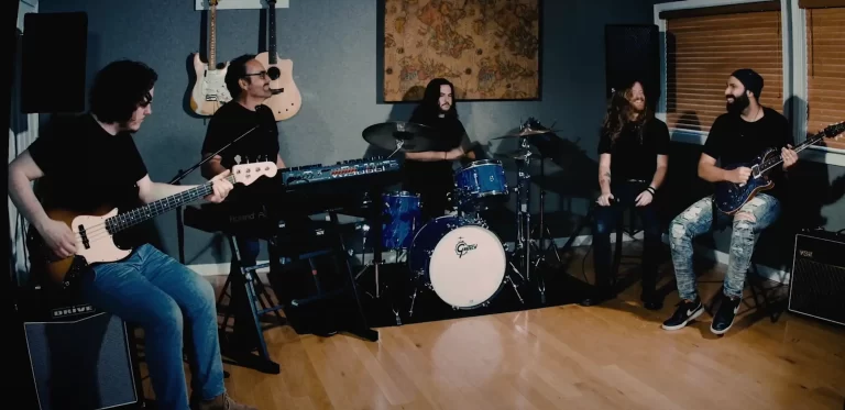 NEAL MORSE