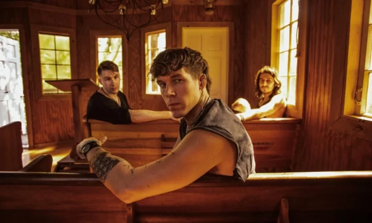 The Reveal Band Members