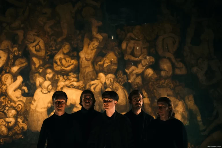 AVKRVST  Band Members