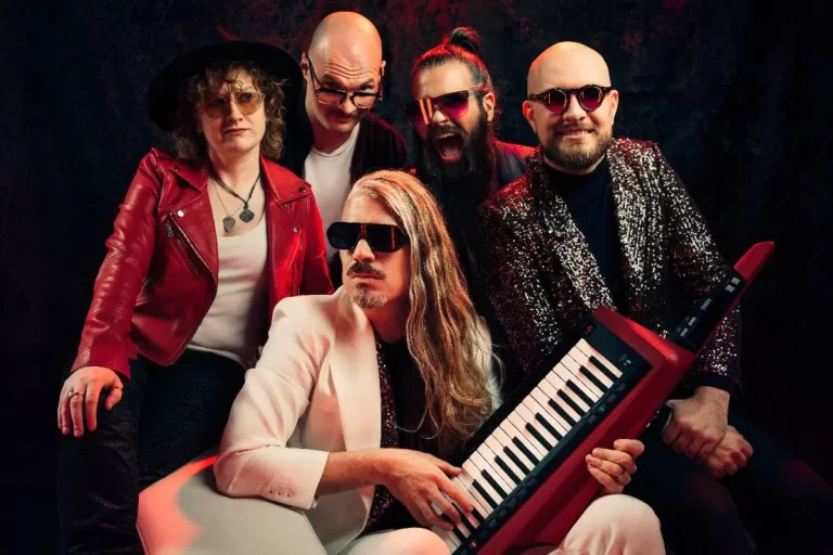 Voyager band