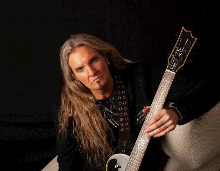 Joel Hoekstra