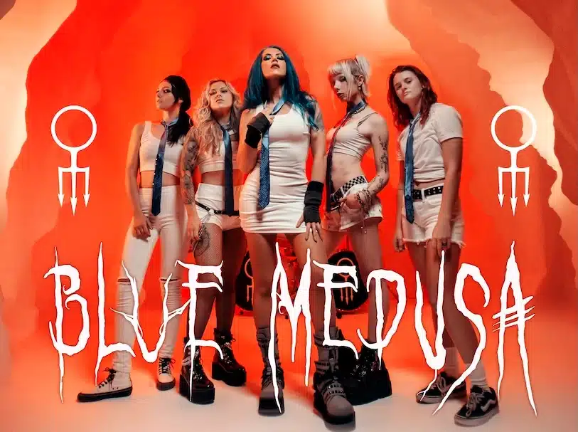 Blue Medusa band photo by Beatriz Mariano