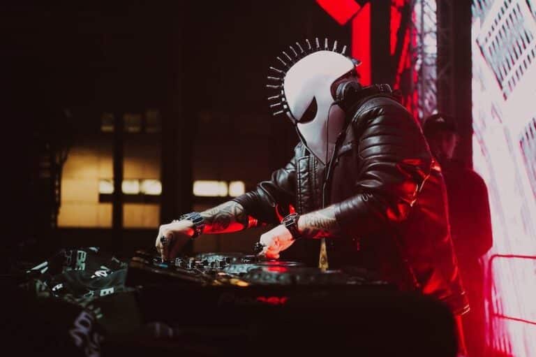 Zardonic in his mask behind the decks